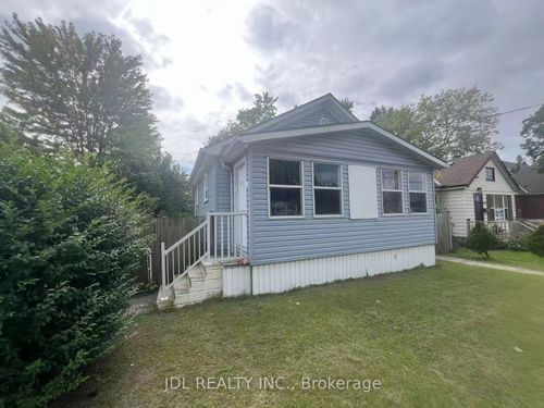 1045 Oxford St E, London, ON, N5Y3L1 | Card Image