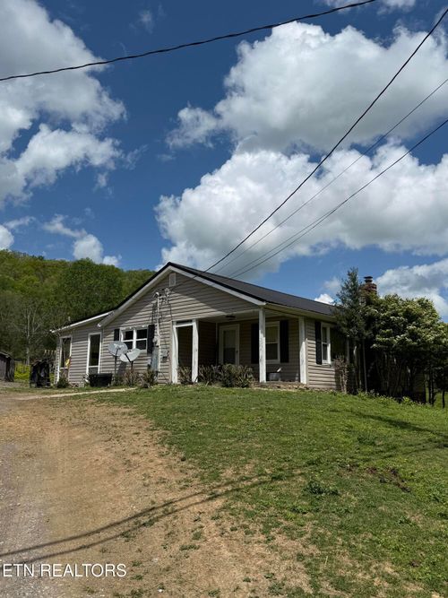 3427 Tater Valley Rd, Washburn, TN, 37888-4811 | Card Image
