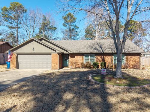 10019 Meandering Way, Fort Smith, AR, 72903-5735 | Card Image