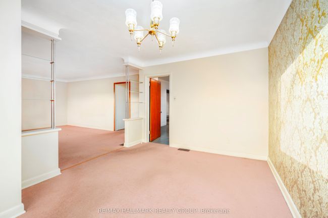 495 Wentworth Ave, House other with 3 bedrooms, 2 bathrooms and 3 parking in Ottawa ON | Image 7