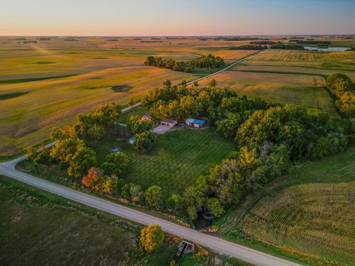 31054 655th Ave, Hartland, MN, 56042-4048 | Card Image