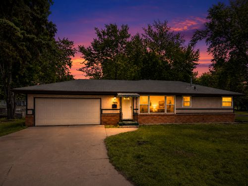 7800 53rd Ave N, New Hope, MN, 55428-3735 | Card Image