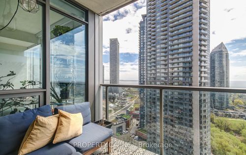 2607-88 Park Lawn Rd, Etobicoke, ON, M8Y0B5 | Card Image