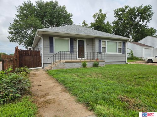 1401 G St, Fairbury, NE, 68352-1335 | Card Image