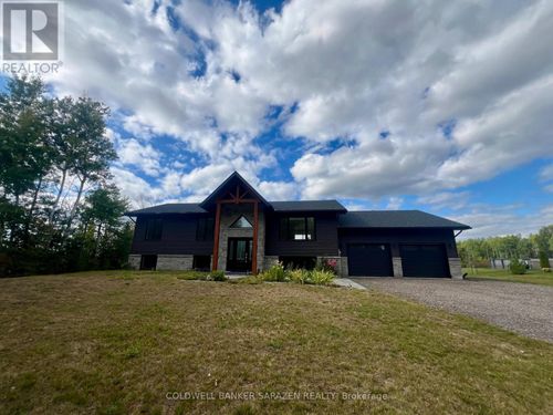 902 Munroe Dr, Arnprior, ON, K7S3G8 | Card Image