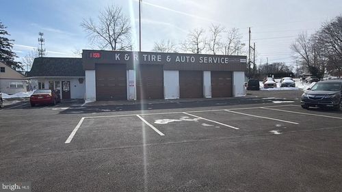 2926 Mount Carmel Ave, GLENSIDE, PA, 19038-1603 | Card Image