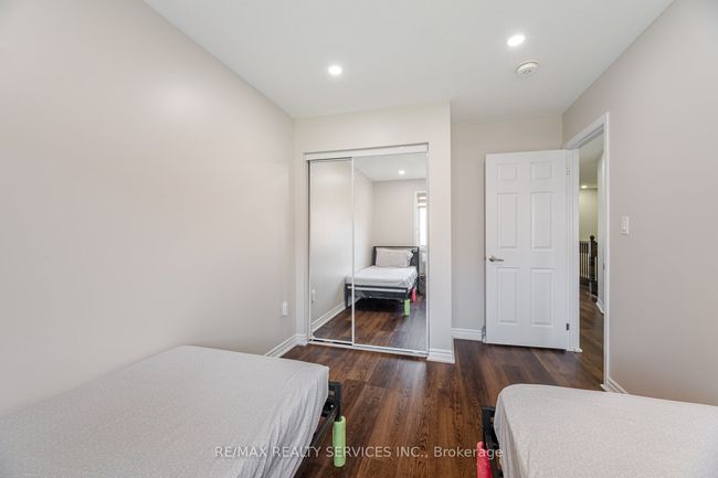 27 Phyllis Dr, House attached with 3 bedrooms, 3 bathrooms and 2 parking in Caledon ON | Image 34
