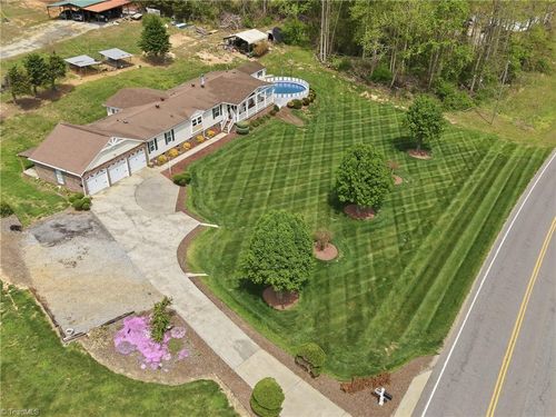 7352 Nc Highway 18, Boomer, NC, 28606 | Card Image