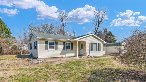 210 S Vermilion St, Indianola, IL, 61850-7510 | Card Image