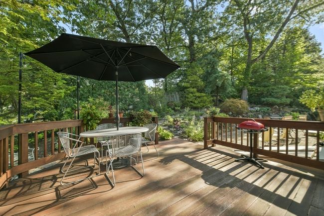 127 Day St, House other with 2 bedrooms, 2 bathrooms and 2 parking in Auburndale MA | Image 20