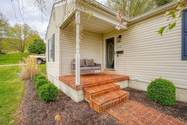 1200 N Broad St, House other with 3 bedrooms, 2 bathrooms and null parking in Lancaster OH | Image 5