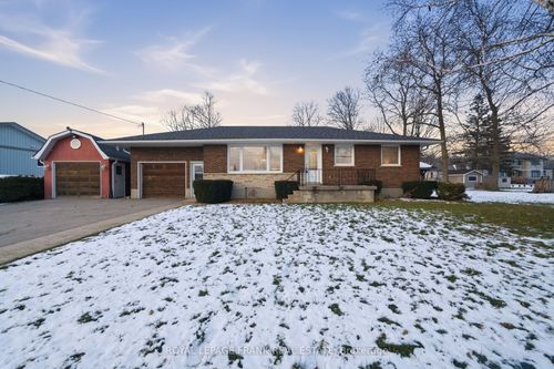 32 Jones Ave, Newtonville, ON, L0A1J0 | Card Image