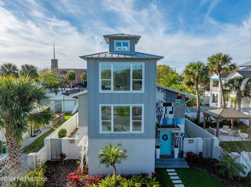 520 4th Ave N, Jacksonville Beach, FL, 32250-5626 | Card Image