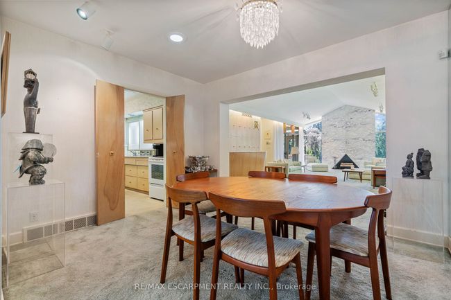 274 Mountain Brow Blvd, House other with 5 bedrooms, 3 bathrooms and 10 parking in Hamilton ON | Image 10