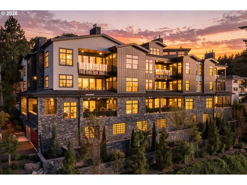 13-21 D Ave, Lake Oswego, OR, 97034-2357 | Card Image