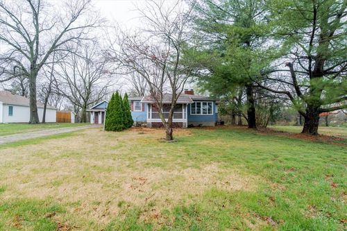 2941 S Laura St, Decatur, IL, 62521-5747 | Card Image