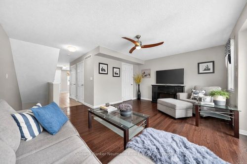 35a-15 Carere Cres, Guelph, ON, N1E0K4 | Card Image