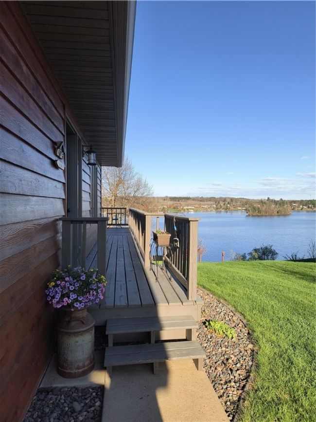 1097 24 1/4 St, House other with 3 bedrooms, 2 bathrooms and null parking in Cameron WI | Image 6