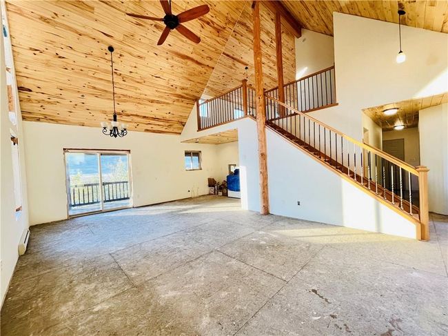 Main Level | Image 5