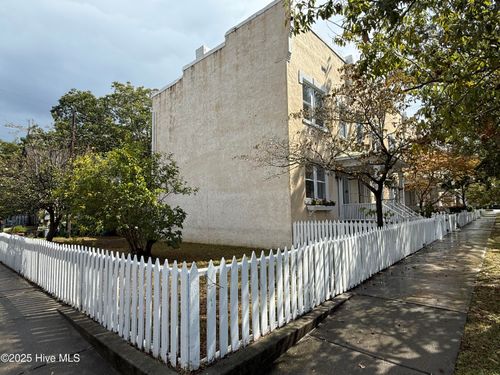 230 Mcrae St, Wilmington, NC, 28401-4218 | Card Image