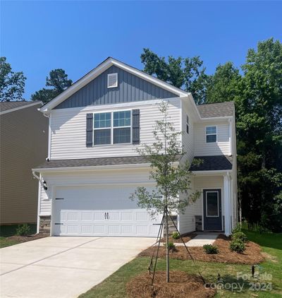 6413 Lowe Lane, House other with 3 bedrooms, 2 bathrooms and null parking in Charlotte NC | Image 1