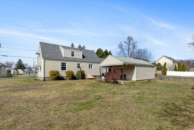 11 Fern St, House other with 4 bedrooms, 2 bathrooms and null parking in Windsor Locks CT | Image 31