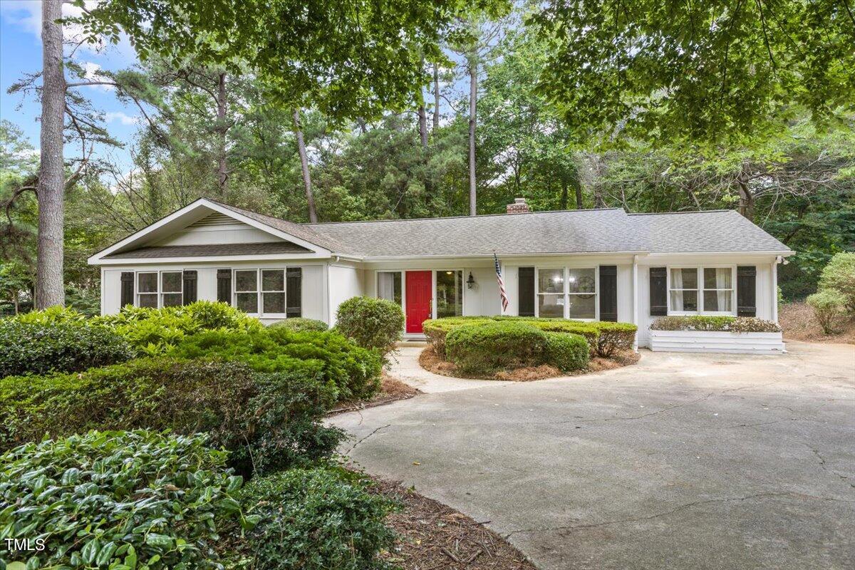 Rainbow Ct, Raleigh, NC 27612