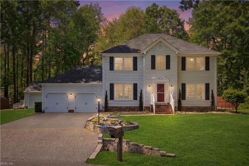 102 Michael Place, Yorktown, VA, 23692 | Card Image