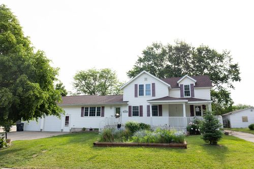 104 Indiana Ave, Adrian, MN, 56110-1088 | Card Image