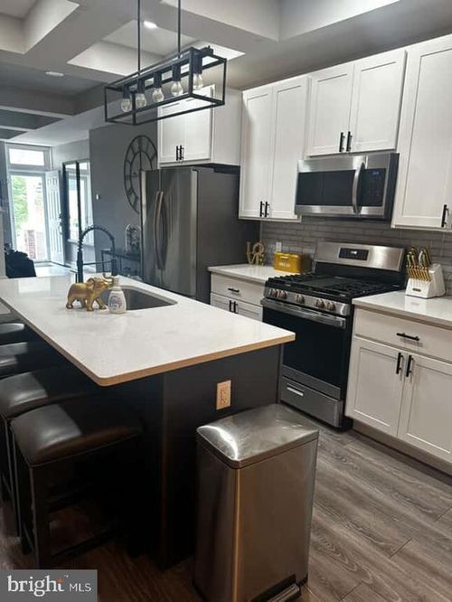 1528 N Ellamont St, BALTIMORE, MD, 21216-3817 | Card Image