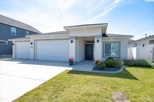 4801 White Dr, Richland, WA, 99352-8580 | Card Image