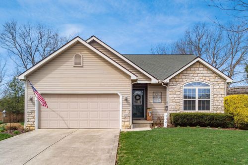 210 Jones Pl, Canal Winchester, OH, 43110-2039 | Card Image
