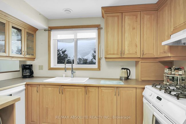 13 Melville Dr, House other with 4 bedrooms, 3 bathrooms and 4 parking in Nepean ON | Image 9