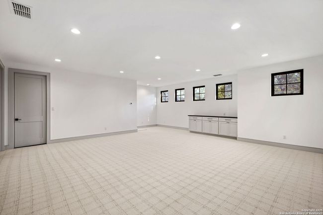 133 Sequoia Dr, House other with 4 bedrooms, 4 bathrooms and null parking in Hollywood Park TX | Image 36