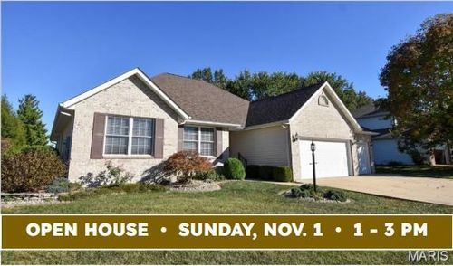 723 Stonecreek Dr, Staunton, IL, 62088-1080 | Card Image