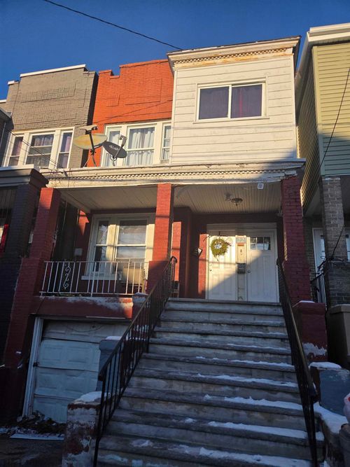 22 Stegman St, Jersey City, NJ, 07305-4116 | Card Image