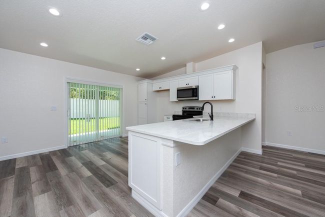 7230 Apache Trl, House other with 4 bedrooms, 2 bathrooms and null parking in SPRING HILL FL | Image 9