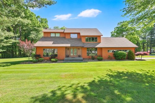 38 Evergreen Dr, East Longmeadow, MA, 01028-1456 | Card Image