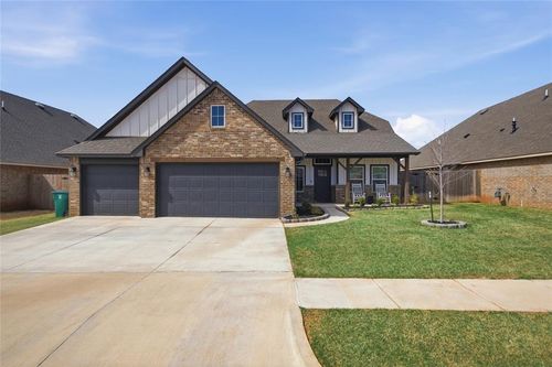 18437 Austin Pl, Edmond, OK, 73012-4594 | Card Image