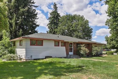 2606 S Pines Rd, Spokane Valley, WA, 99206-5753 | Card Image