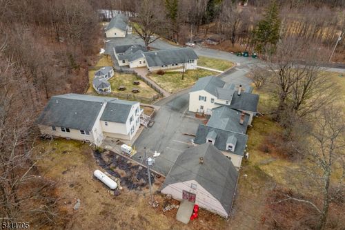 240 Longhouse Dr, Hewitt, NJ, 07421-3730 | Card Image