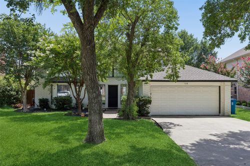 2108 Bentley Dr, Flower Mound, TX, 75028-4521 | Card Image