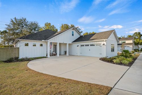 1068 120th Dr, Gainesville, FL, 32607-1197 | Card Image