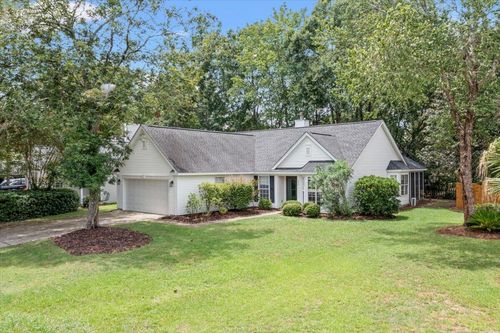 226 Historic Dr, Mount Pleasant, SC, 29464-6700 | Card Image