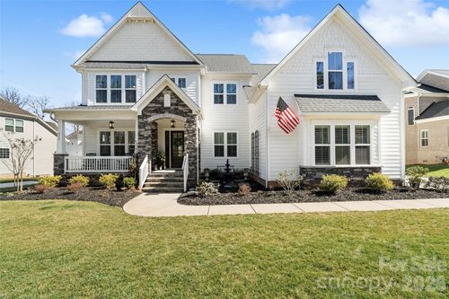 215 Trelawn St, Fort Mill, SC, 29715-9620 | Card Image