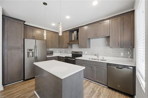 307-7922 Shore Dr, Norfolk, VA, 23518-2407 | Card Image