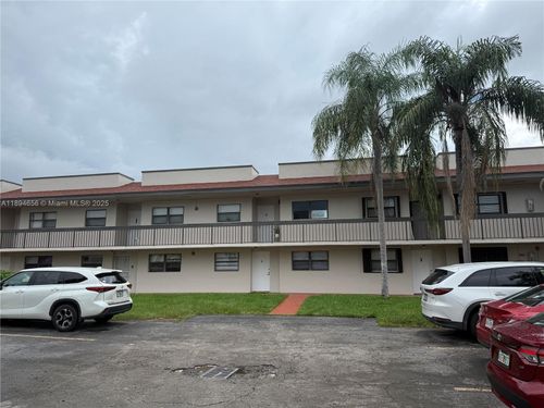 202-8879 Fontainebleau Blvd, Miami, FL, 33172 | Card Image