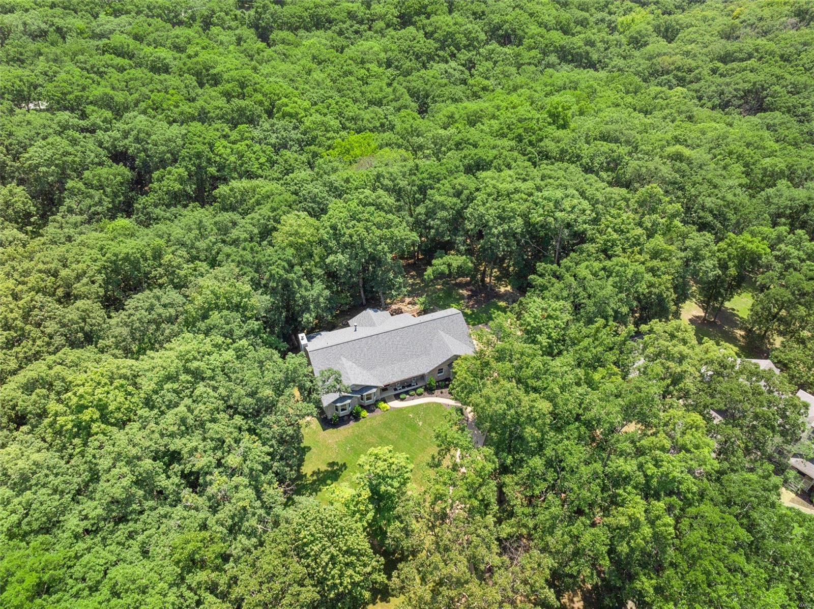 White Oak Ct, Defiance, MO 63341