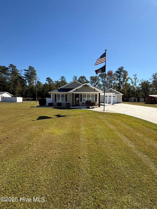 103 Glenwood Dr, Elizabethtown, NC, 28337-9200 | Card Image