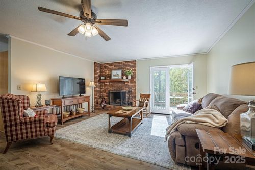 2511 Zacks Farm Rd, Lenoir, NC, 28645-8358 | Card Image